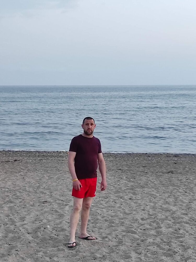  ,   Dima, 35 ,   ,   