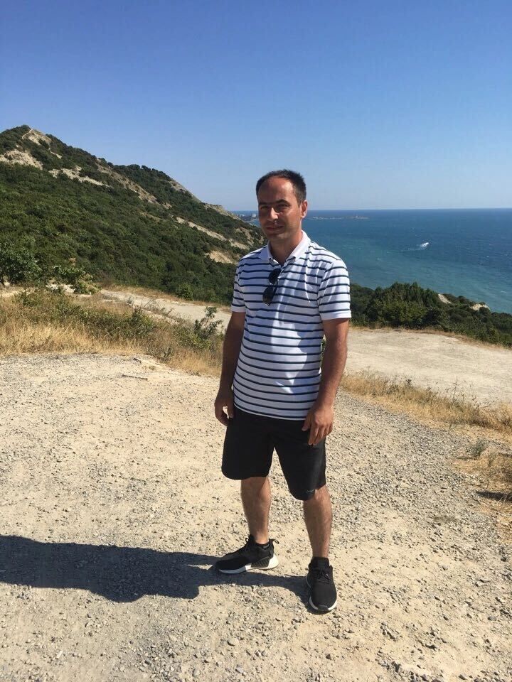  33882510  Zafar, 41 ,    