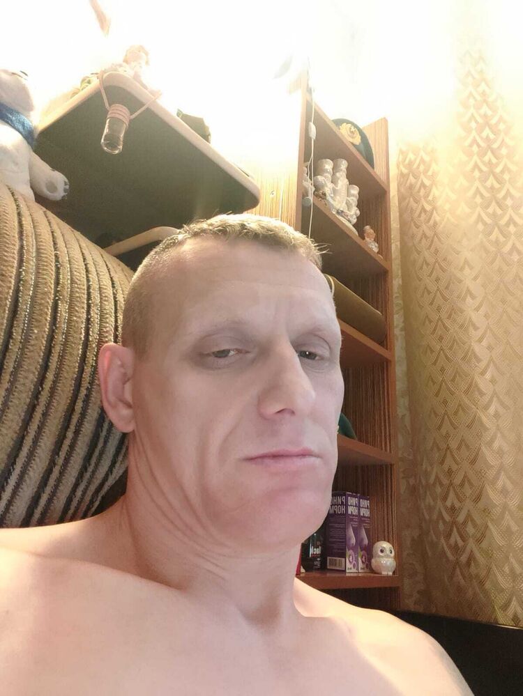  48026550  , 42 ,    