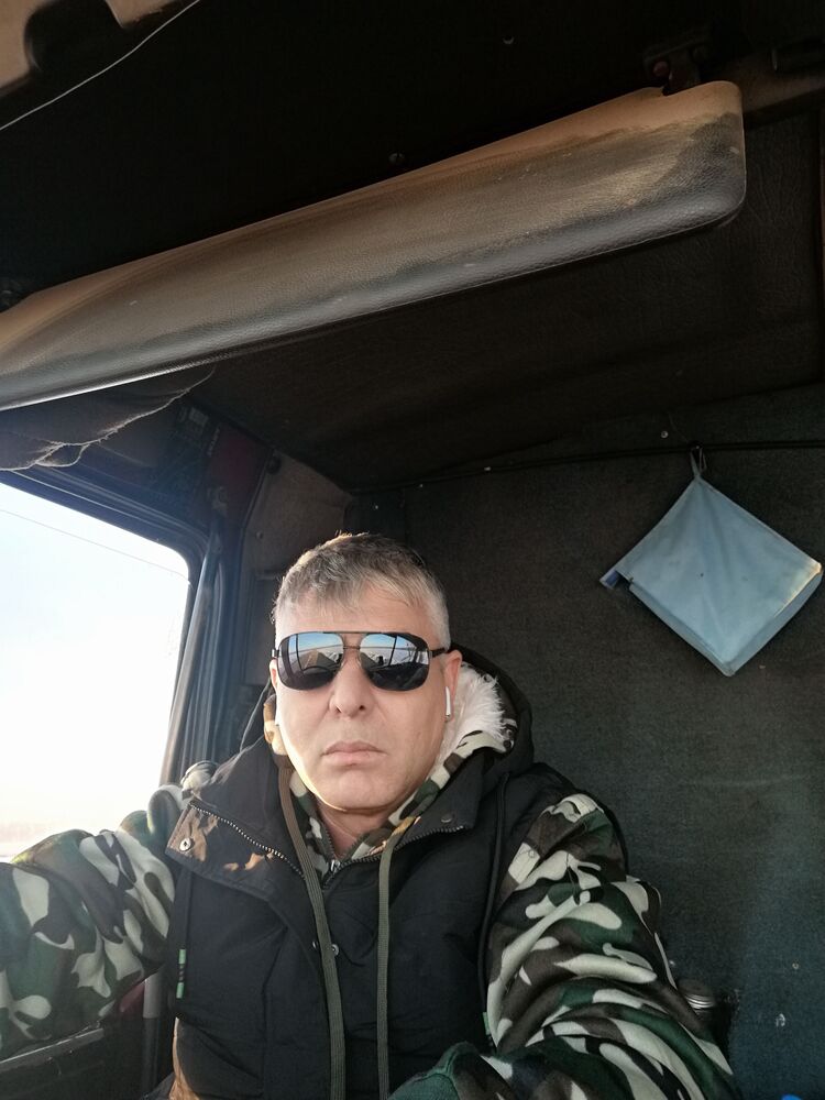  31915780  , 56 ,    