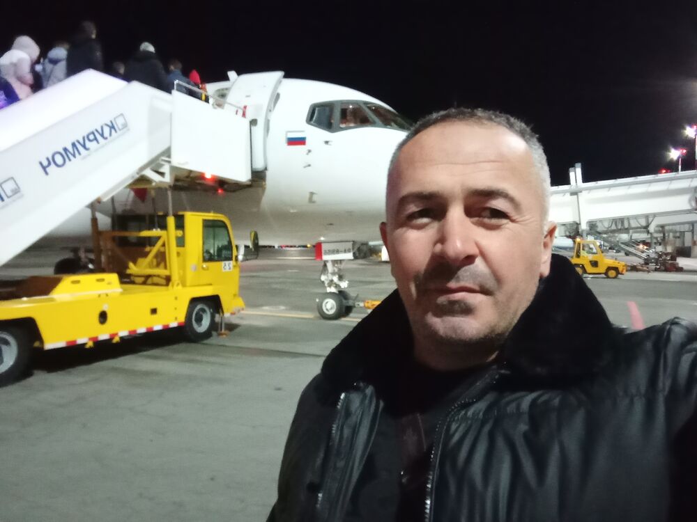  49721370  EMZARi, 41 ,    