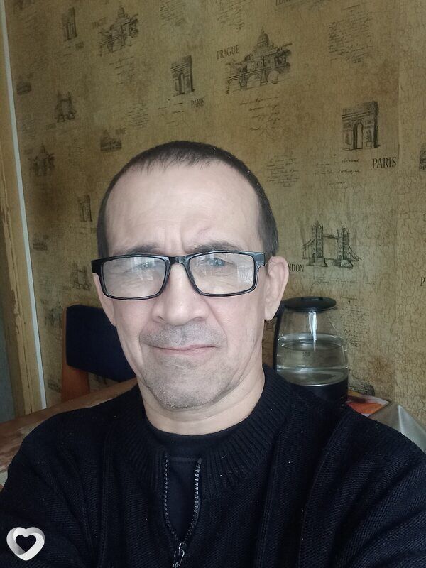  48547920  Andrey, 50 ,    