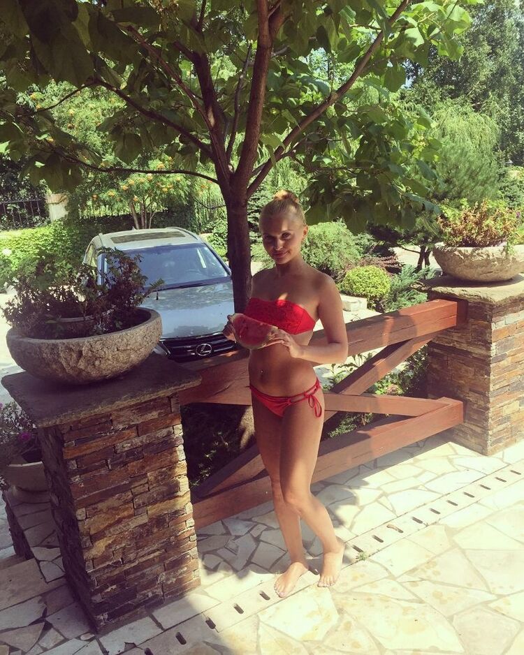  17879170  Sonya, 30 ,    Rome