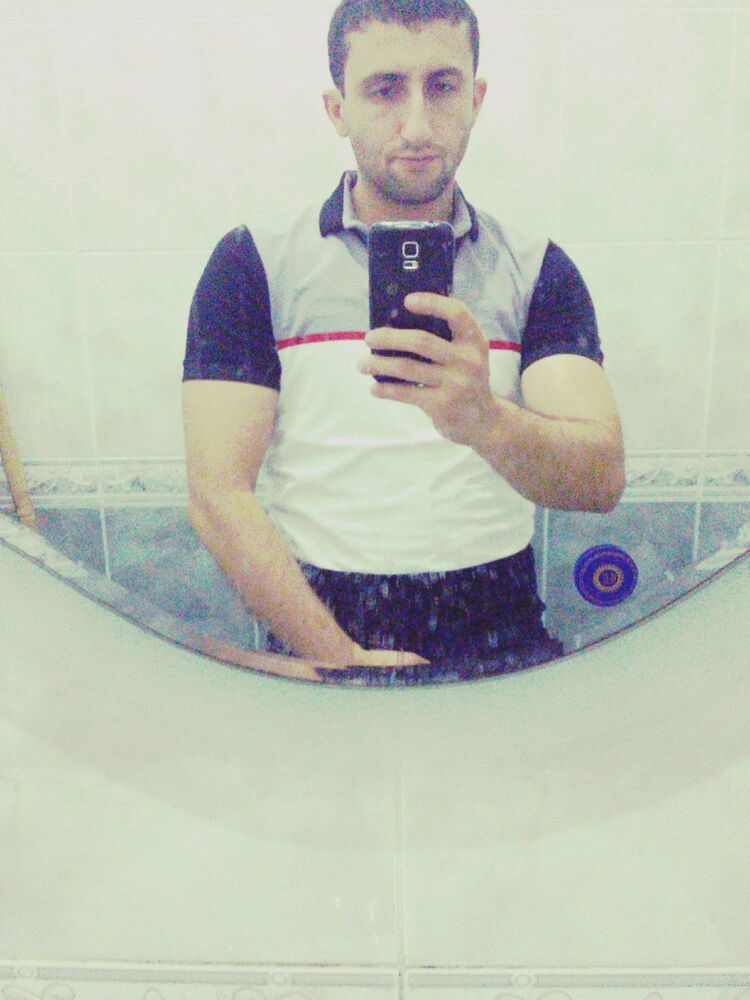  8500590  Elshan, 36 ,    