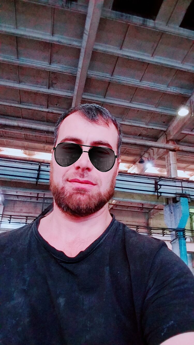  37780670  , 40 ,    