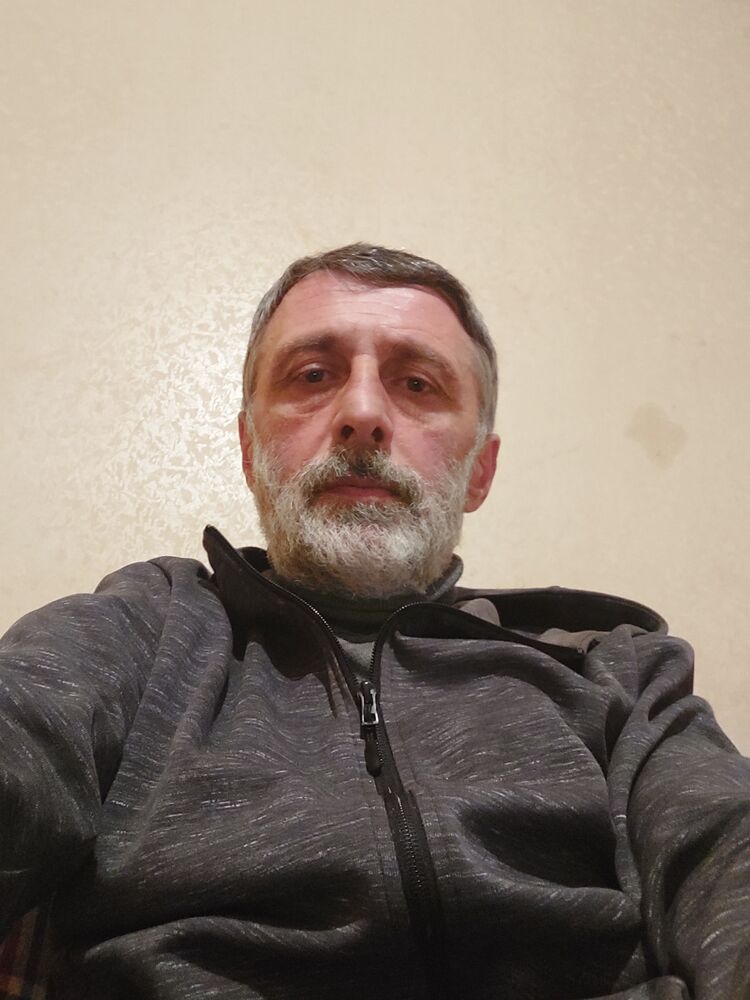  25116570  Mixeil, 51 ,    
