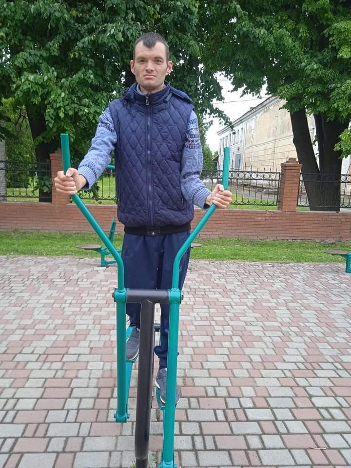  44730160  , 28 ,    