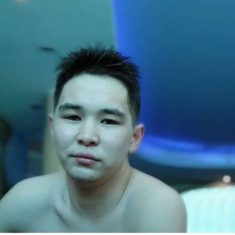  22327620  , 27 ,    