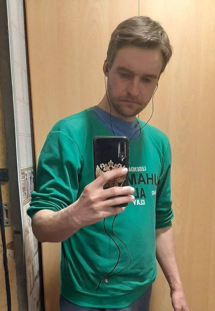  48274940  , 34 ,    