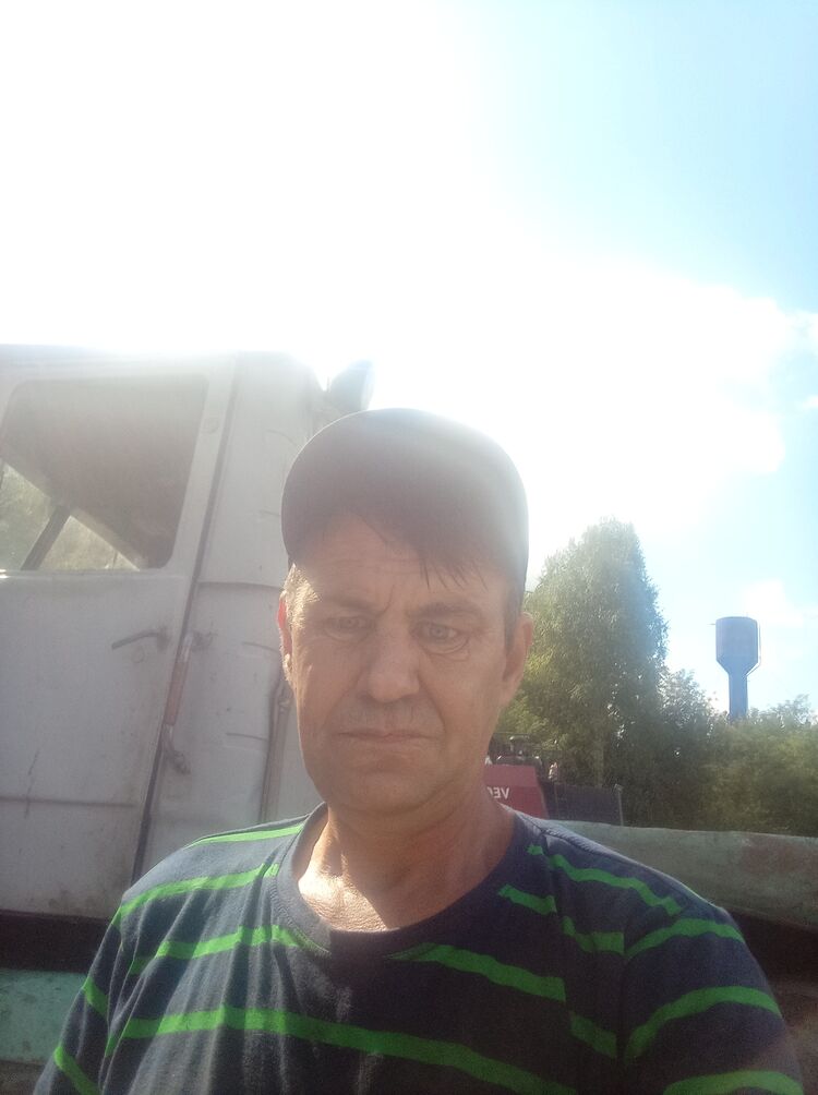  ,   Aleksandr, 45 ,   c 