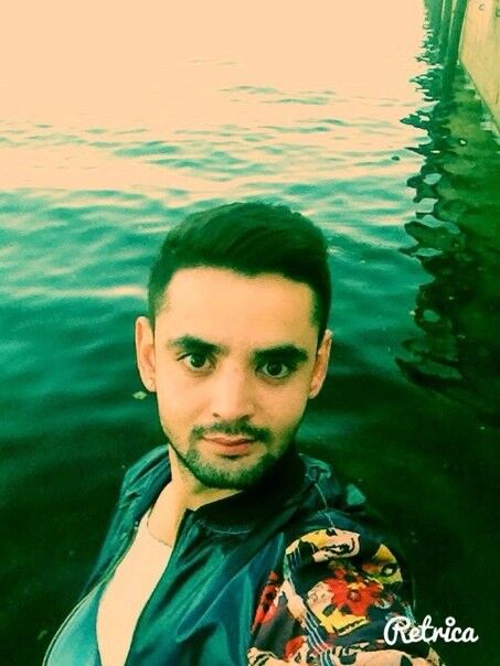  5798250  Mert, 32 ,    