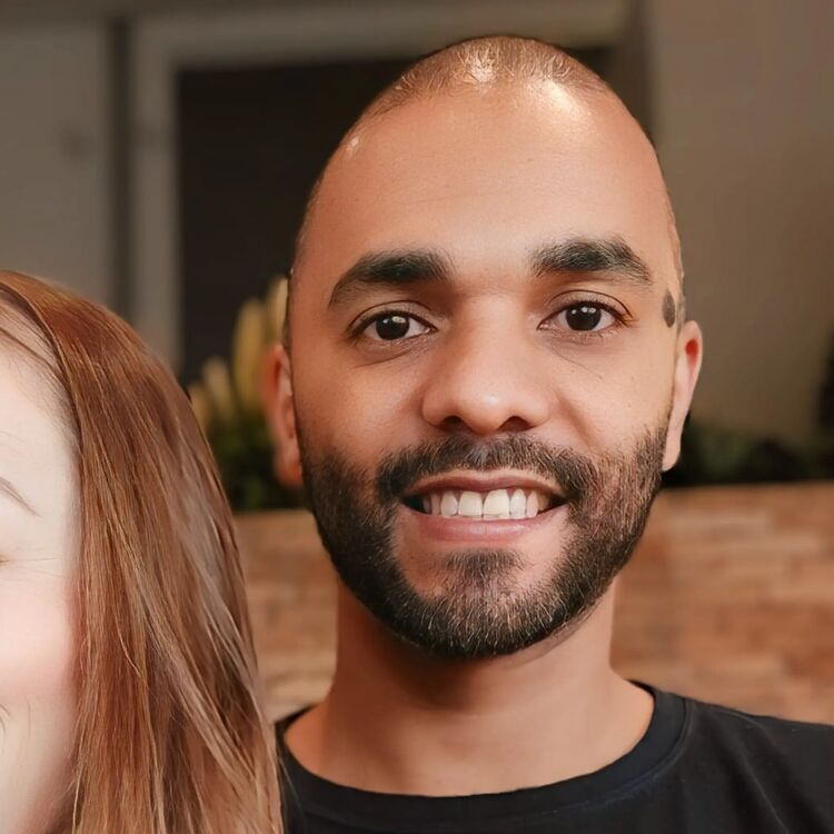  --,   Marcelo, 38 ,   ,   