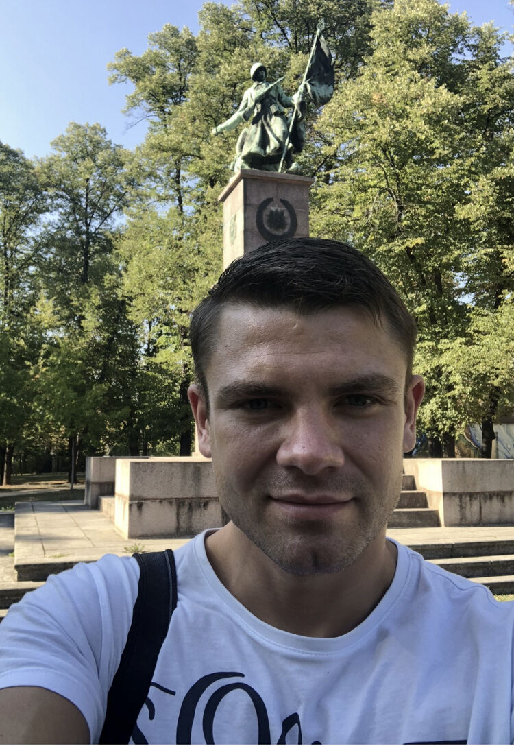  ,   Kolja, 36 ,   ,   