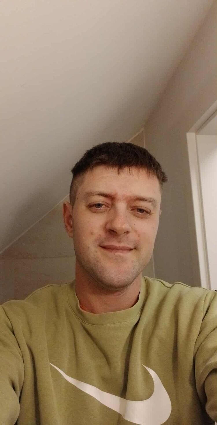  Homberg,   , 30 ,   ,   