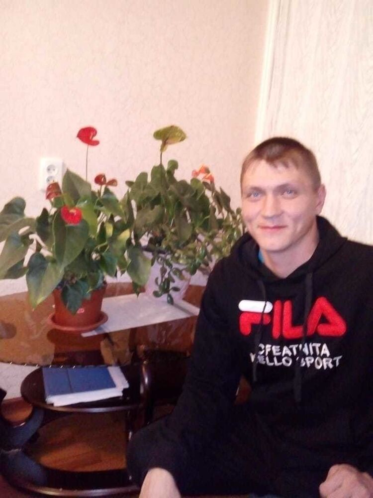 ���� 18715960 ������� ����, 32 ����, ���� ���������� � ������