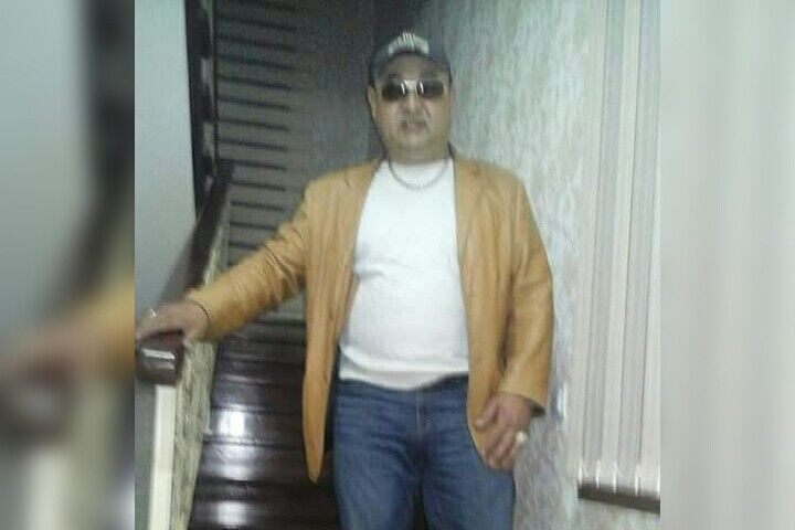  17301430  Uali, 49 ,    