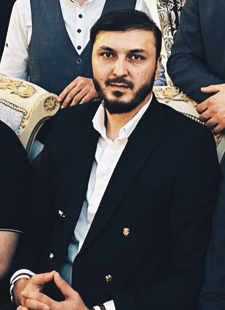  34802200  Amir, 37 ,    