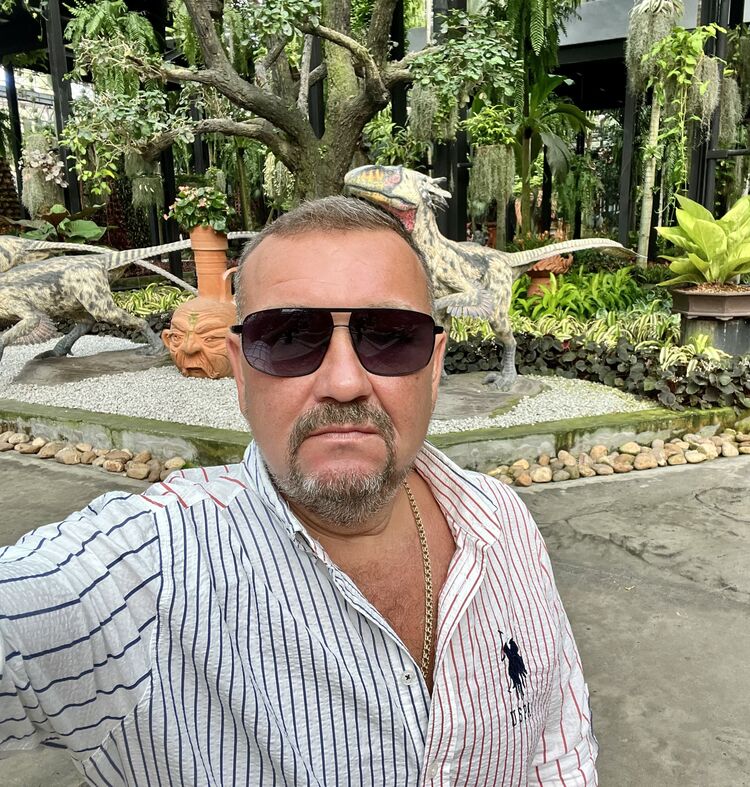 ���������� Ban Phattha Ya, ���� ������� Marsel, 46 ���, ������������ ��� ������, ����� � ���������, c�������� ���������