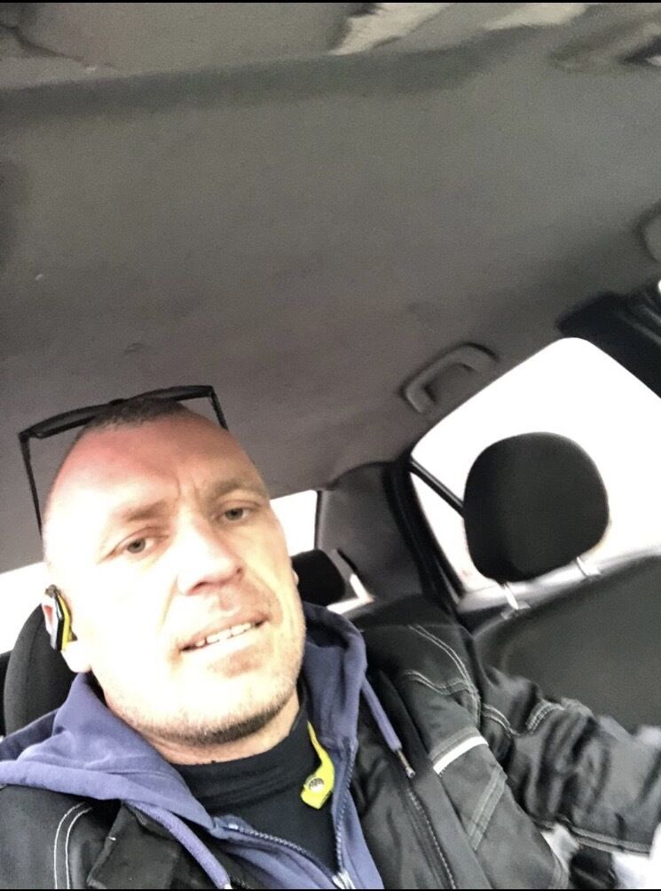  ,   Vlad, 42 ,   ,   