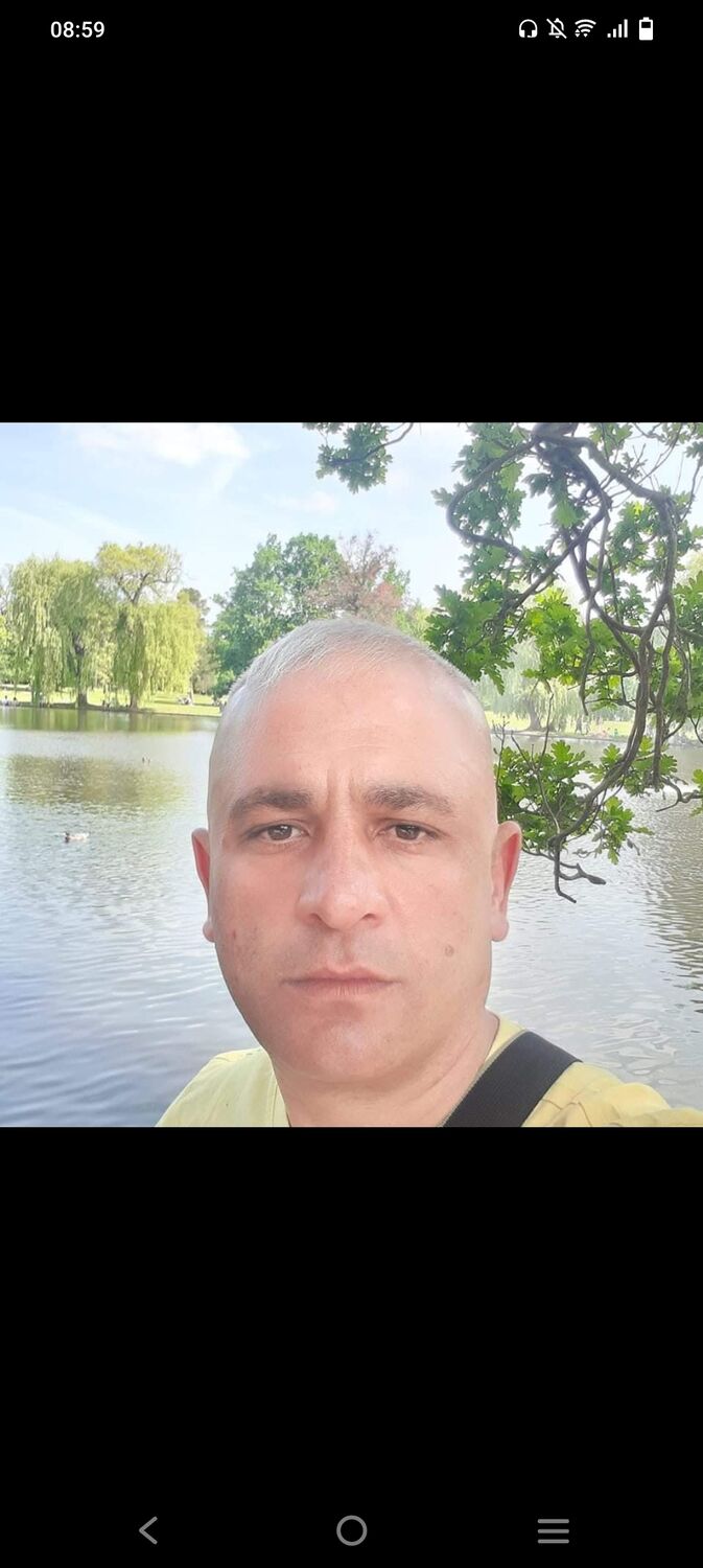  31908470  Nasimi, 43 ,    Praha
