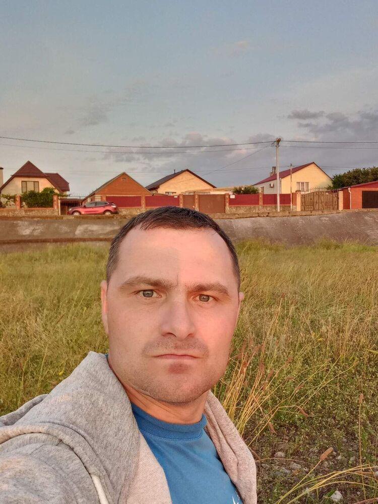 52705700  , 39 ,    