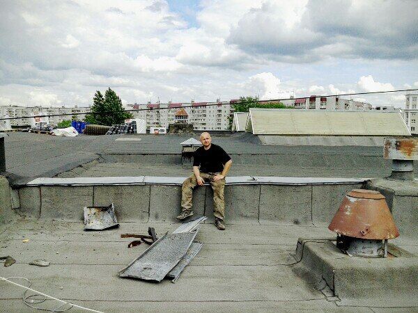  50028960  Vadim, 51 ,    