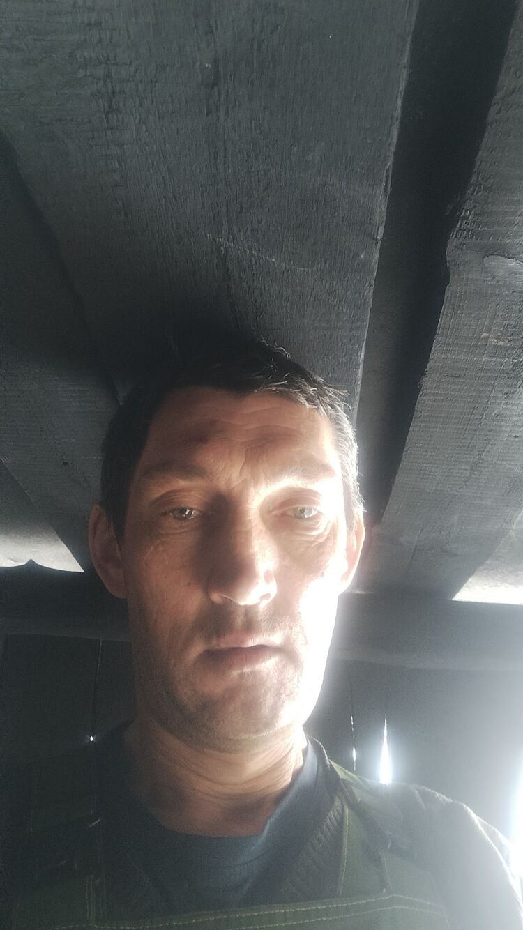  40958070  , 42 ,    