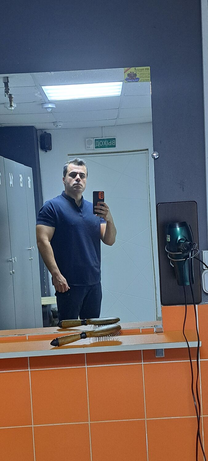  46029240  , 33 ,    