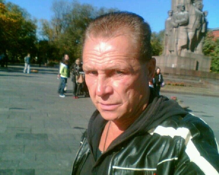  ,   Sexsbez, 60 ,     , c 