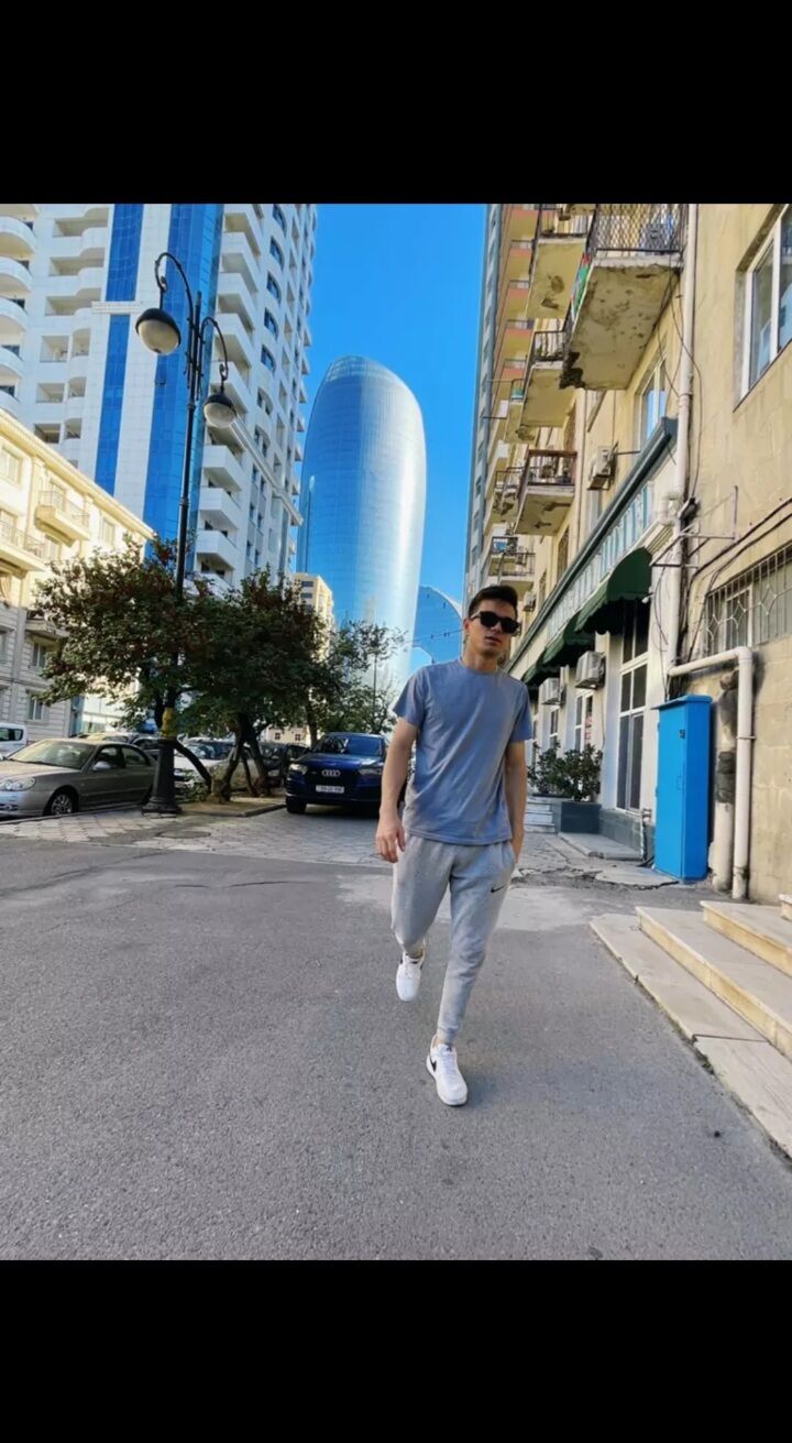  44646370  Bagdat, 29 ,    