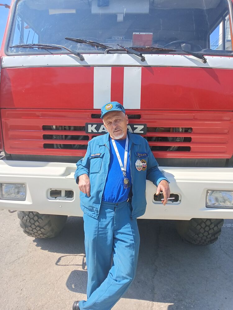  35250640  , 61 ,    