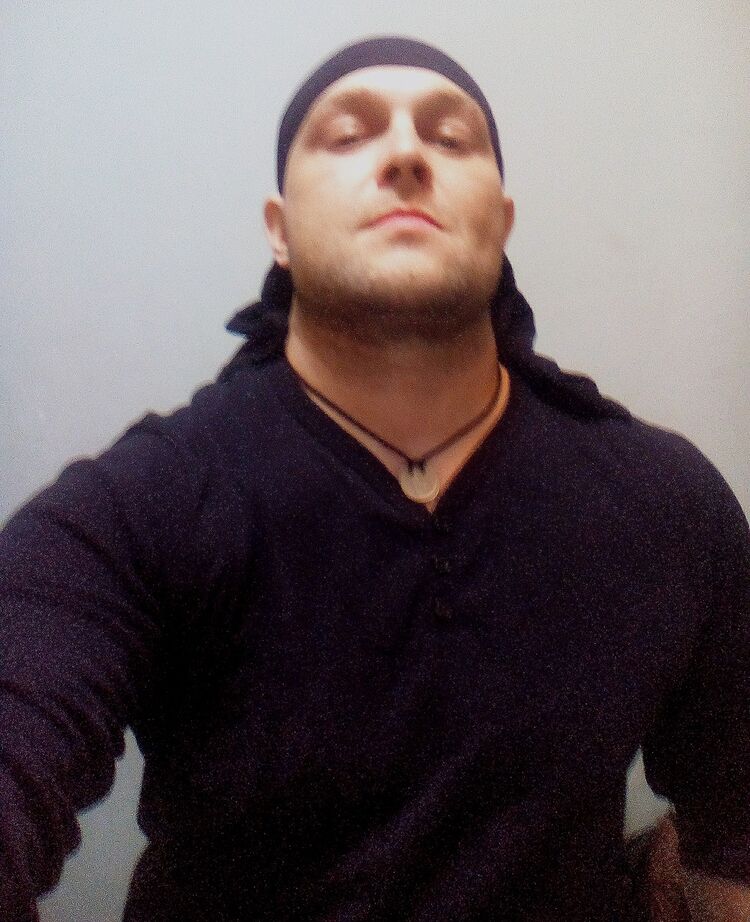  8014370  John, 47 ,    
