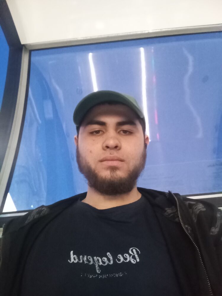  52114440  Sardor, 22 ,    