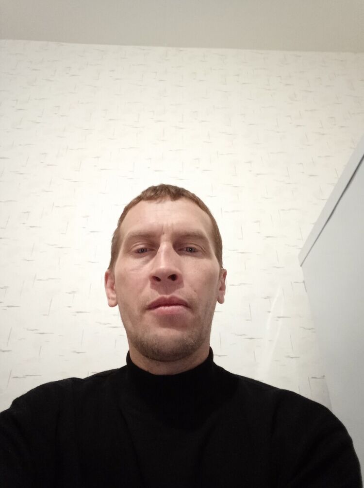 22208240  , 43 ,    