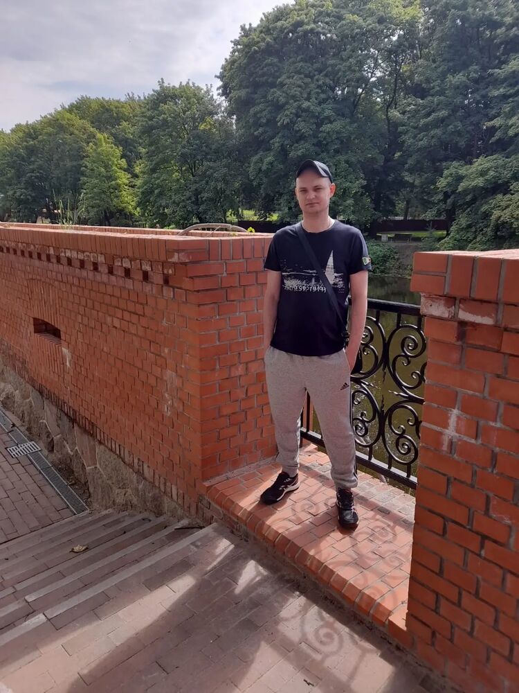  ,   Pavel, 38 ,   ,   , c , 