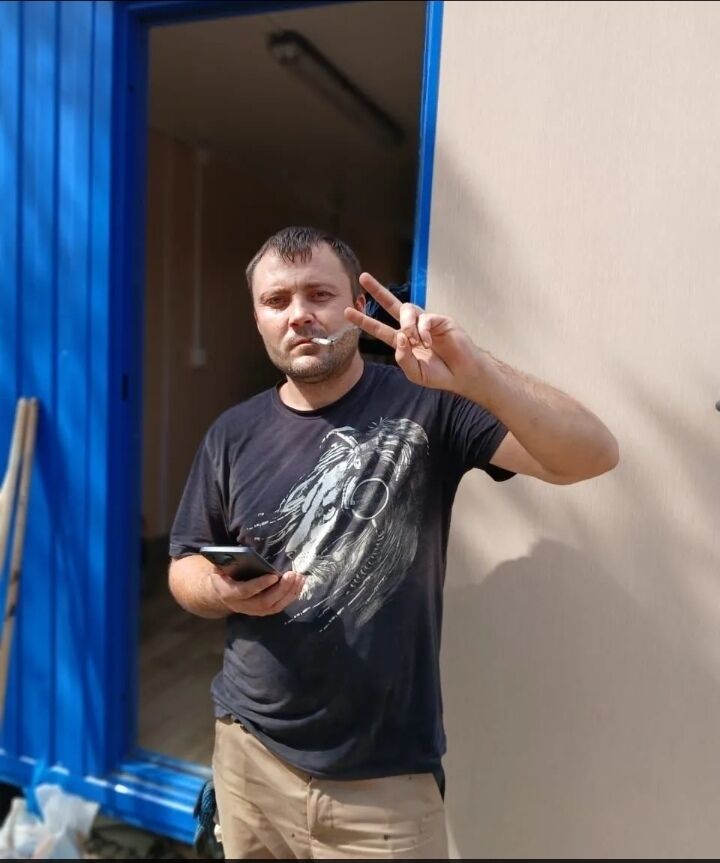  ,   Alex, 36 ,   ,   