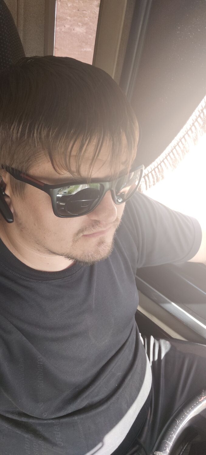  ,   Viktor, 33 ,   ,   , c 