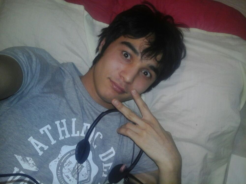  6927730  Rasulbek, 32 ,    