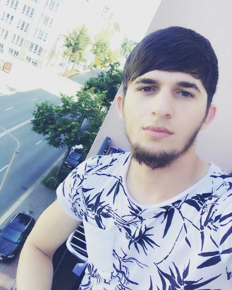  ,   Islam AY, 30 ,   