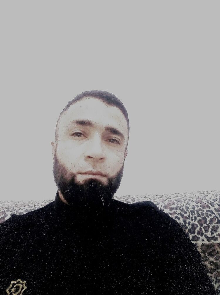  18776570  ABU, 39 ,    