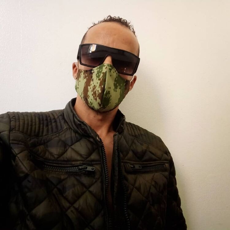  21335720  Mourad, 41 ,    