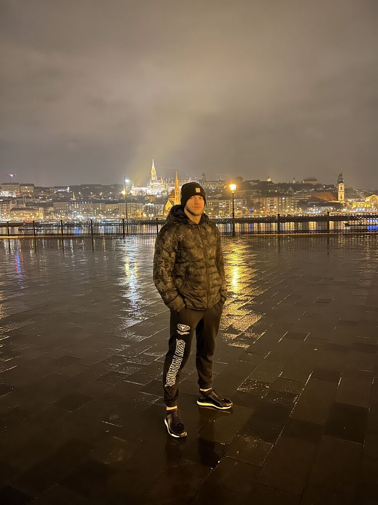  ,   Emerikh, 33 ,   ,   