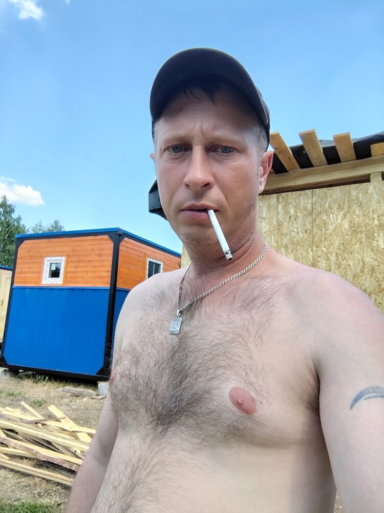  44213940  , 37 ,    