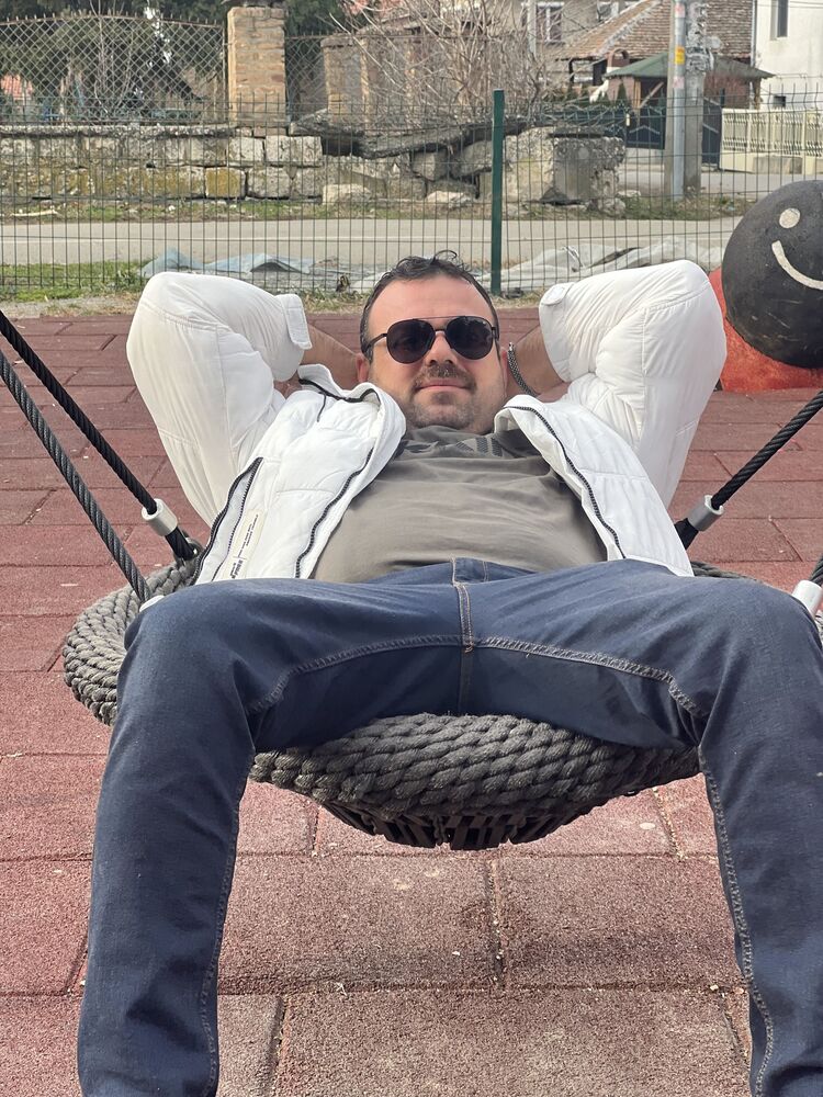  41122330  Ali, 43 ,    Backa Topola