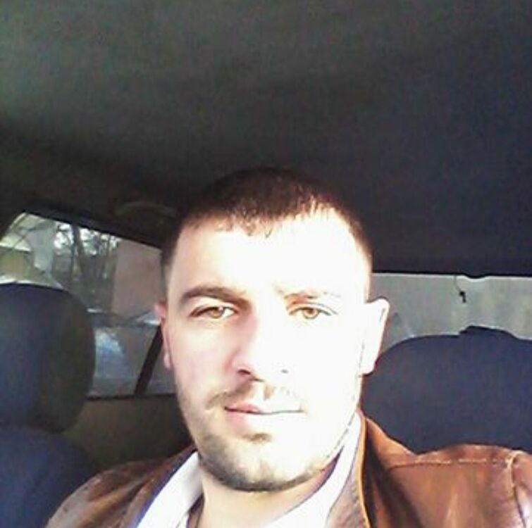  23338850  , 37 ,    