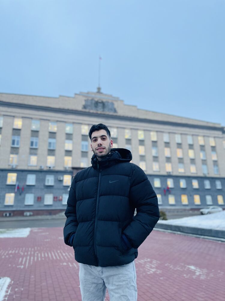  48970710  Mohamed, 26 ,    
