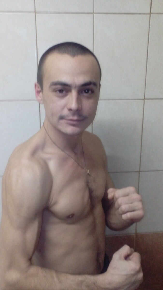  8420720  Kalenyi, 42 ,    
