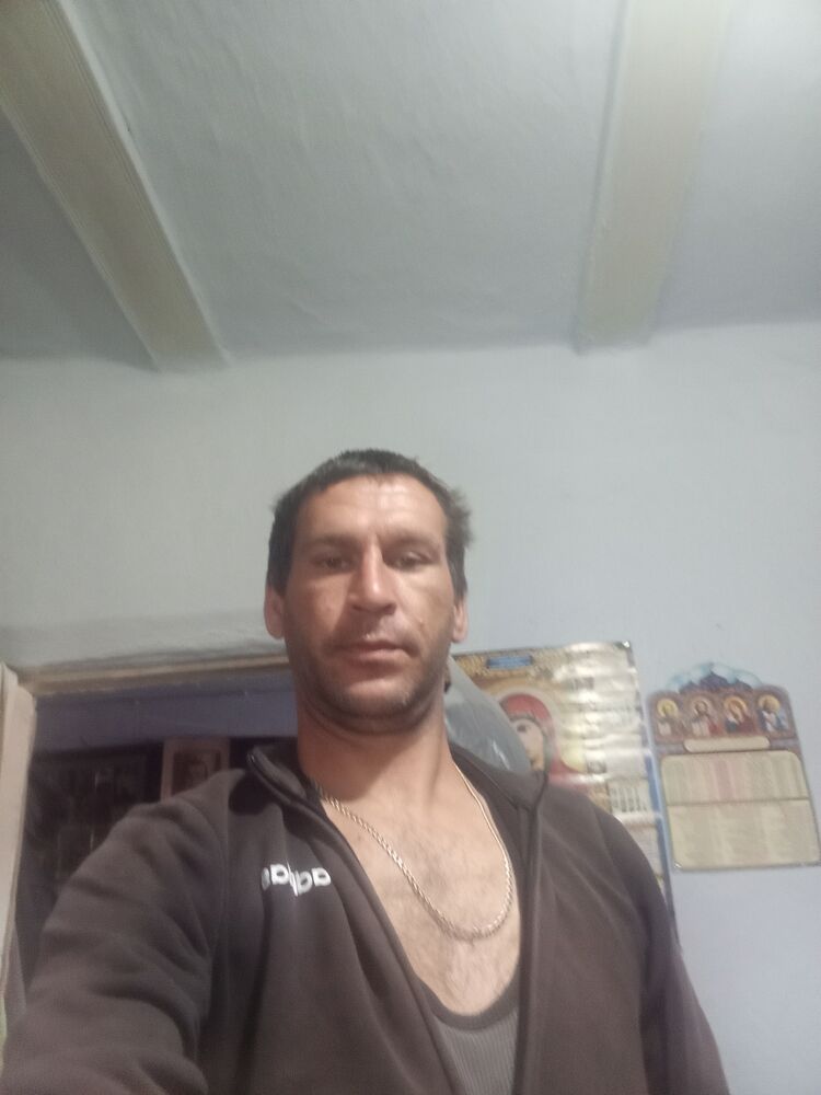  46845450  , 39 ,    