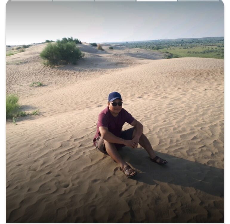 ,   Ruslan, 37 ,   ,   , c 