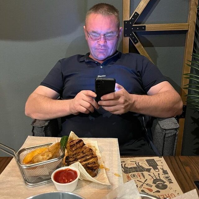  48177880  , 42 ,    